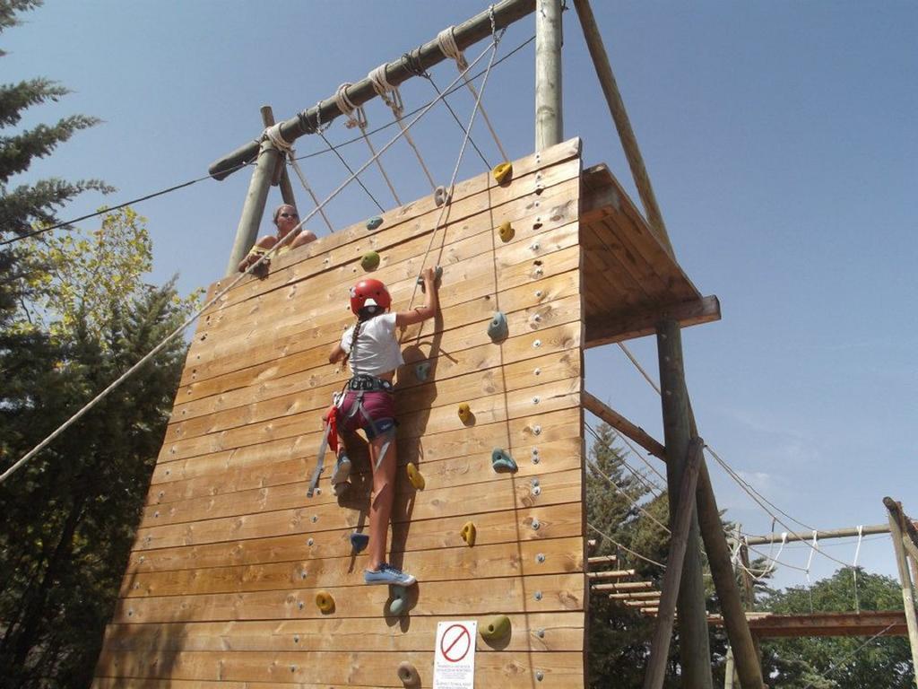 Camping La Sierrecilla Humilladero Exteriör bild
